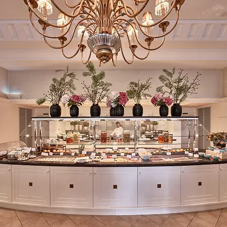 فندق Palais 5*