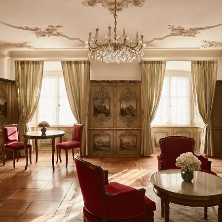 Palais