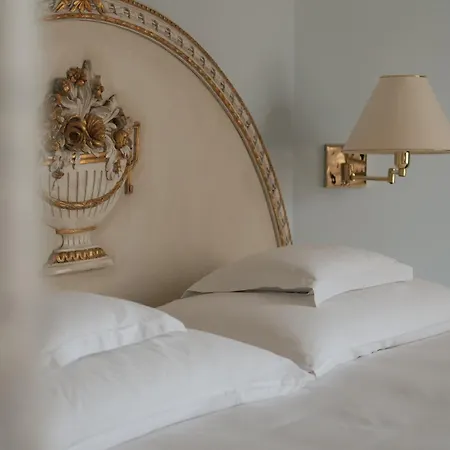 Hotel Palais 5*
