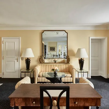 Palais 5*